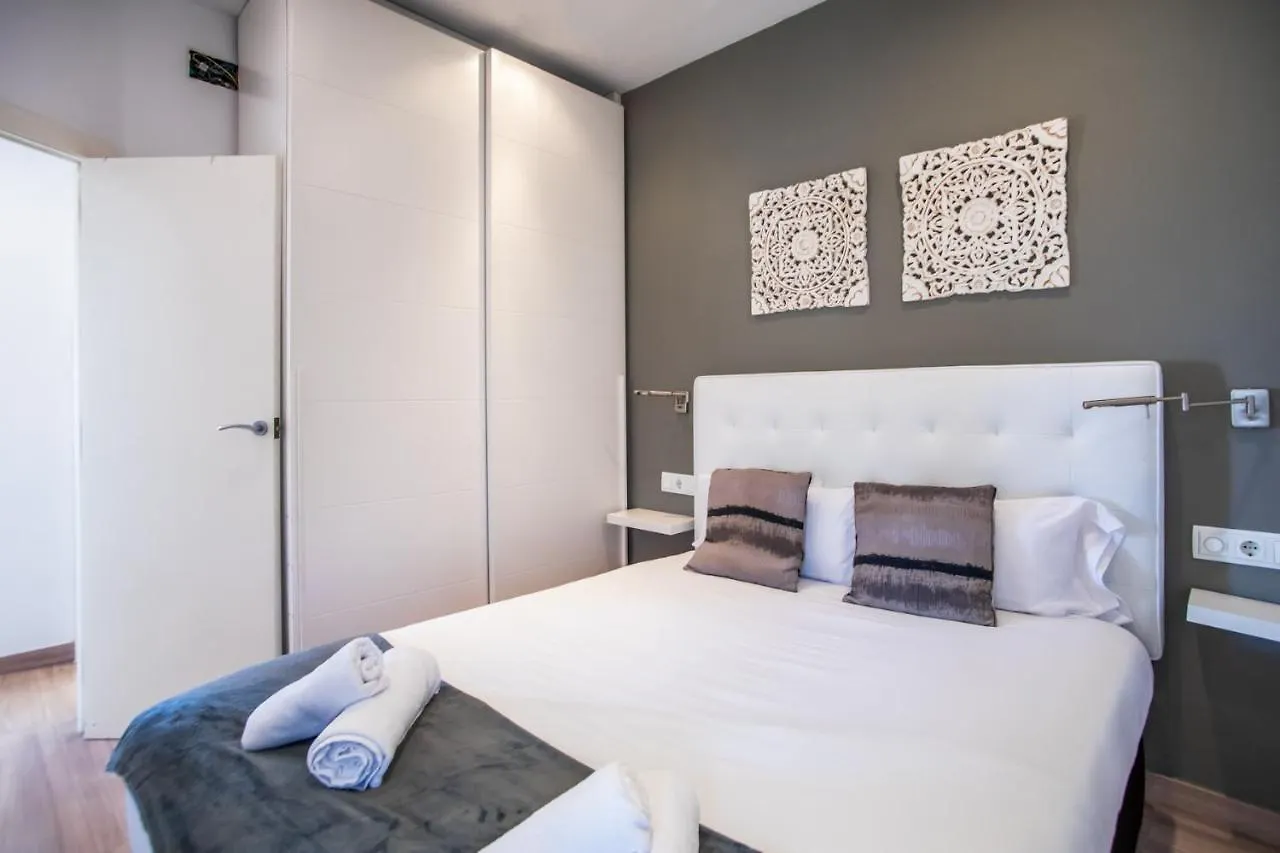 S2Sep1099 - Great Apartment With Private Terrace Barcelona
